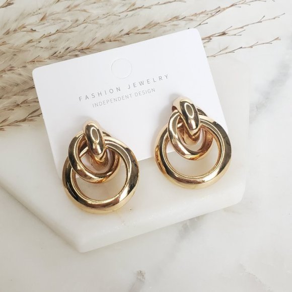 5 for $25 Large Knot Statement Stud Earrings - Picture 4 of 10